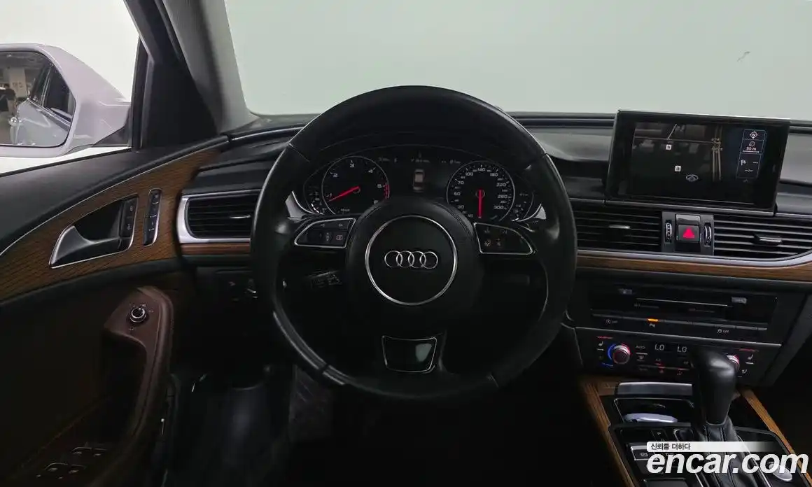 Audi A6 2015 3.0 автомат (гидро), фото 13