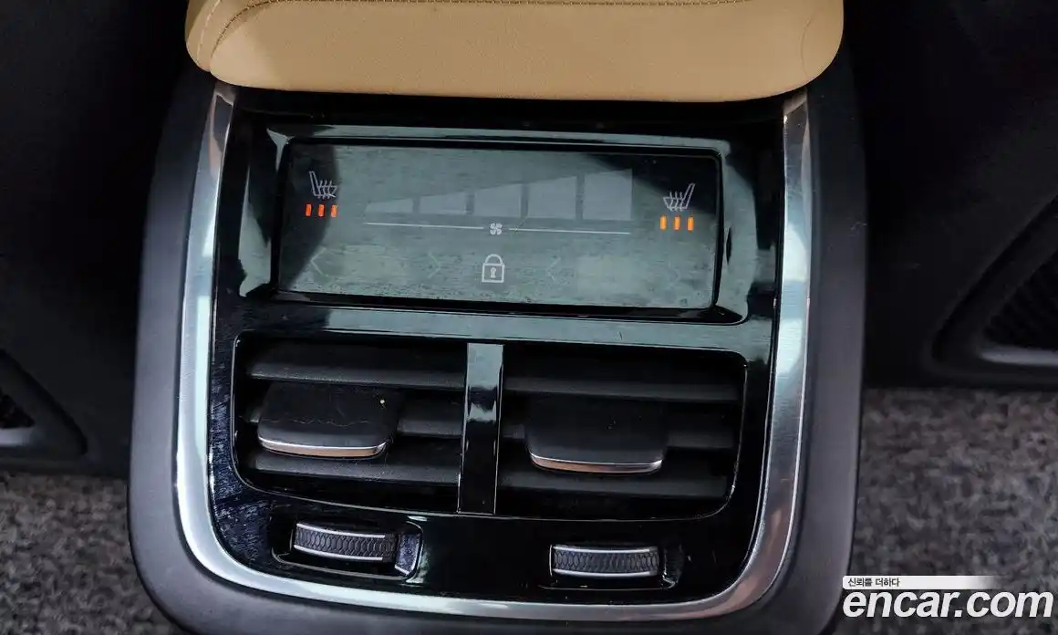 Volvo V60 2021 2.0 автомат (гидро), фото 28