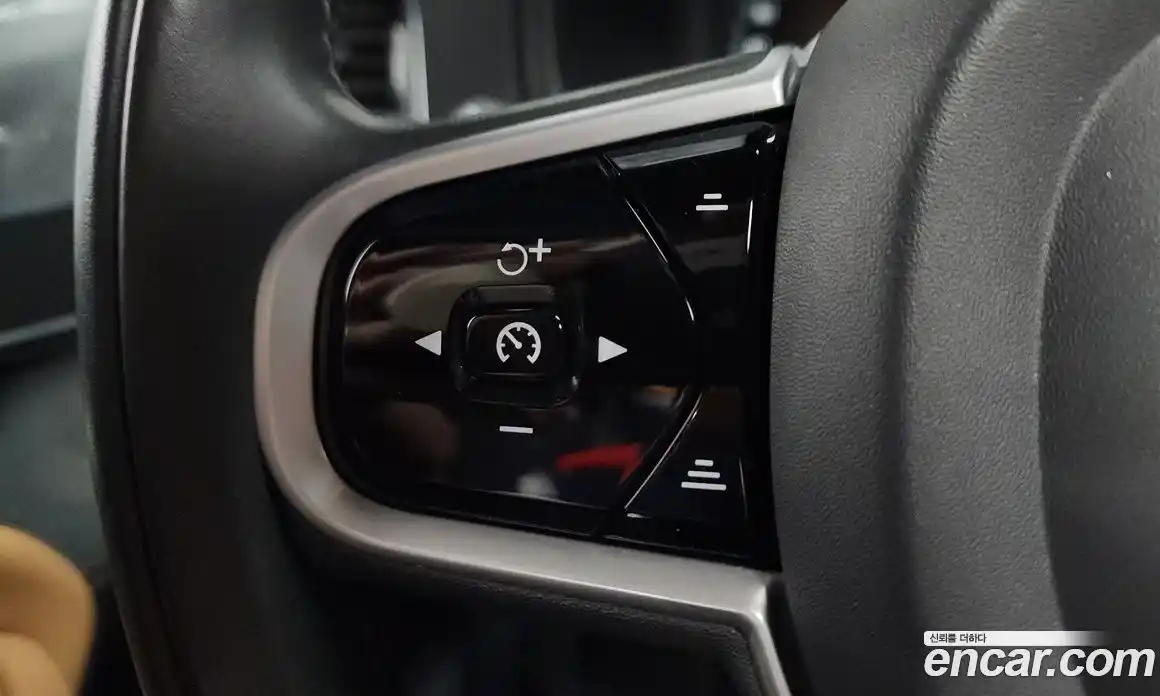 Volvo XC90 2021 2.0 автомат (гидро), фото 21