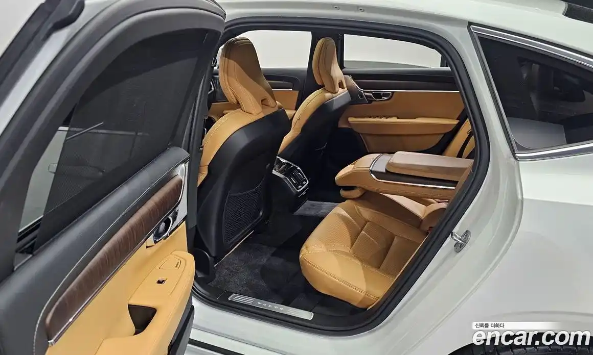 Volvo S90 2023 2.0 автомат (гидро), фото 17
