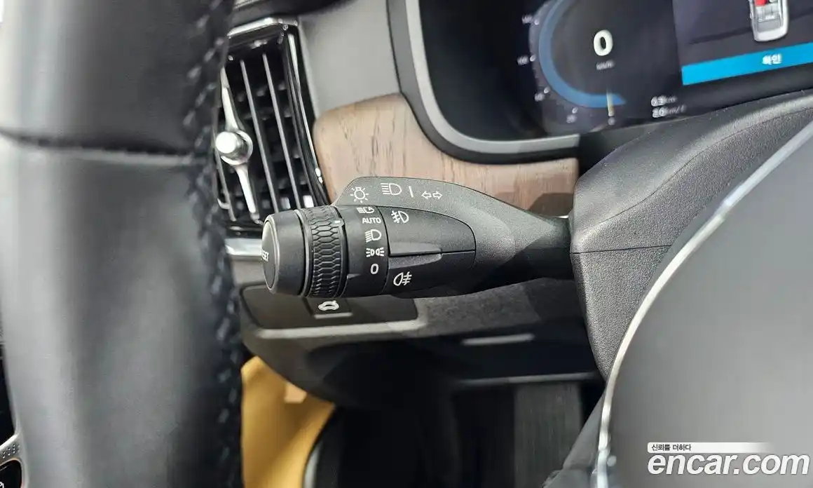 Volvo S90 2023 2.0 автомат (гидро), фото 28