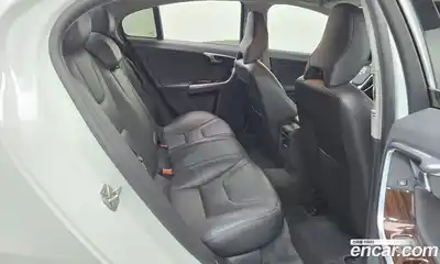 Volvo S60 2018 2.0 автомат (гидро), миниатюра 11