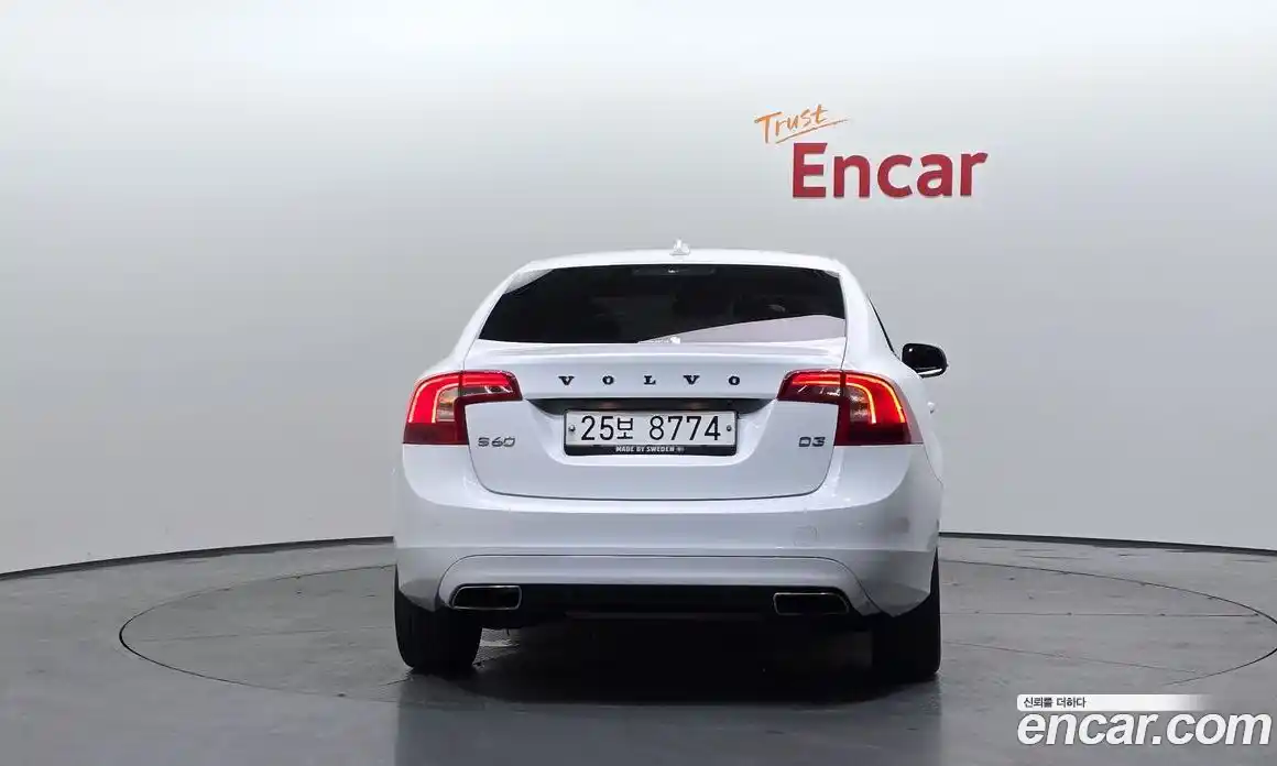 Volvo S60 2018 2.0 автомат (гидро), фото 4