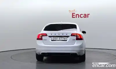 Volvo S60 2018 2.0 автомат (гидро), миниатюра 4