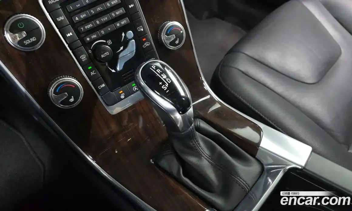 Volvo S60 2018 2.0 автомат (гидро), фото 9