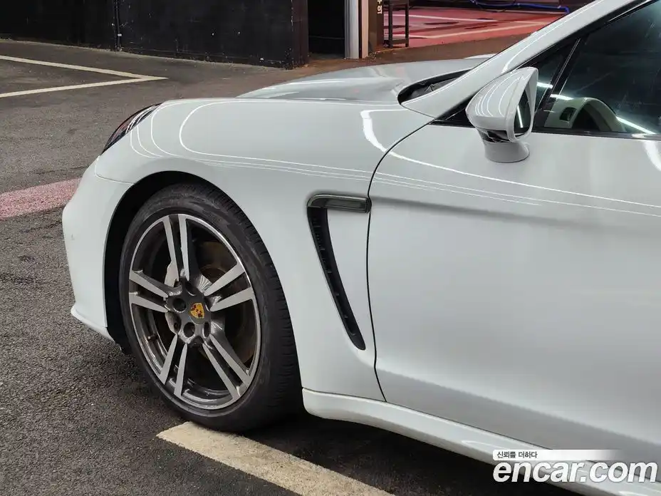 Porsche Panamera 2015 3.0 автомат (гидро), фото 5