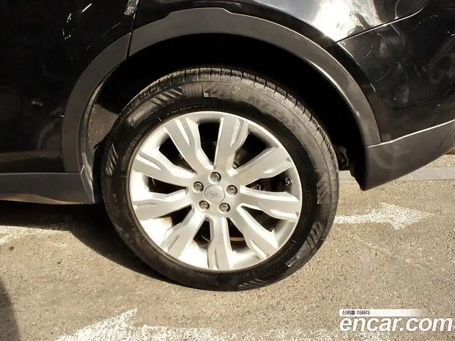 Land Rover Discovery Sport 2016 2.0 автомат (гидро), фото 18