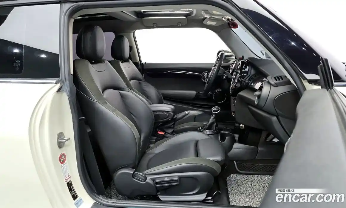 Mini Cooper 2015 2.0 автомат (гидро), фото 11