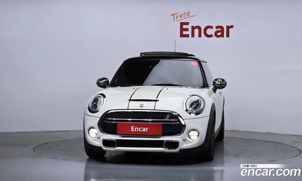 Mini Cooper 2015 2.0 автомат (гидро), фото 3