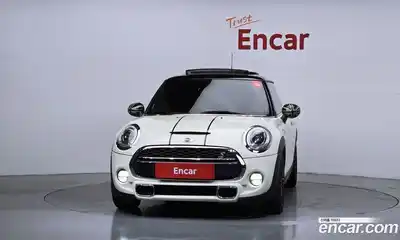 Mini Cooper 2015 2.0 автомат (гидро), миниатюра 3