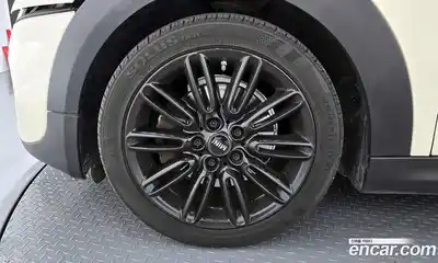 Mini Cooper 2015 2.0 автомат (гидро), миниатюра 5