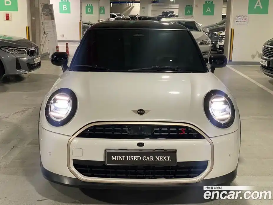 Mini Cooper 2024 2.0 автомат (гидро), фото 3