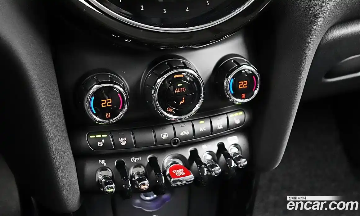 Mini Cooper 2024 1.5 автомат (гидро), фото 13