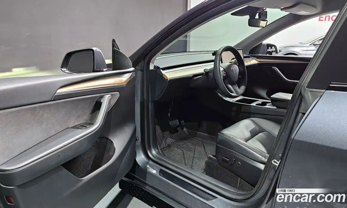 Tesla Model Y 2023 0.2 гидро, фото 13