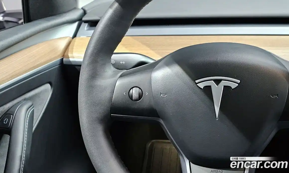Tesla Model Y 2023 0.2 гидро, фото 16