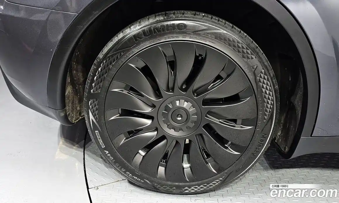 Tesla Model Y 2023 0.2 гидро, фото 5