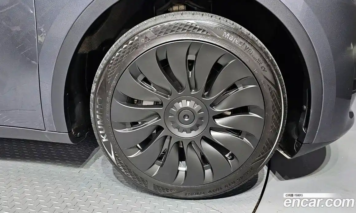 Tesla Model Y 2023 0.2 гидро, фото 7