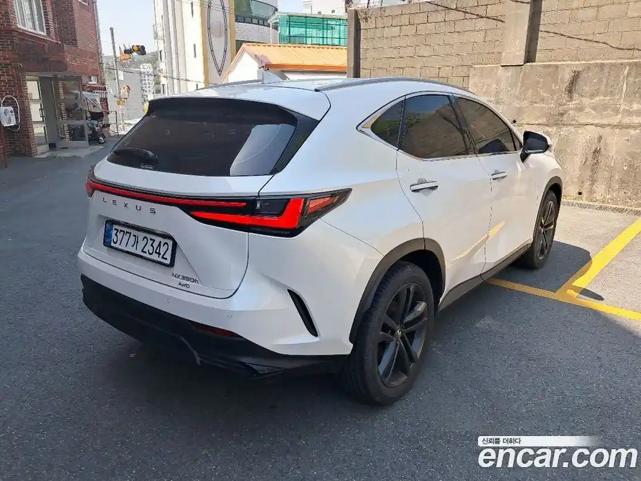 Lexus NX 2025 2.5 вариатор, фото 7