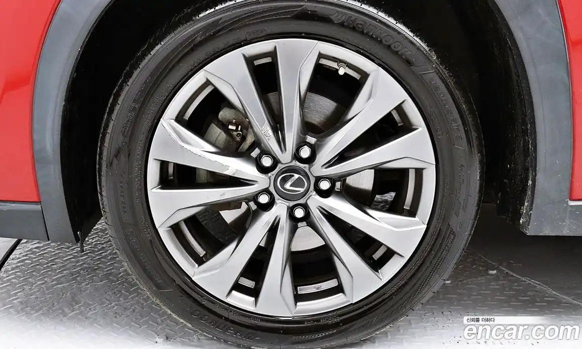 Lexus UX 2020 2.0 гидро, фото 5