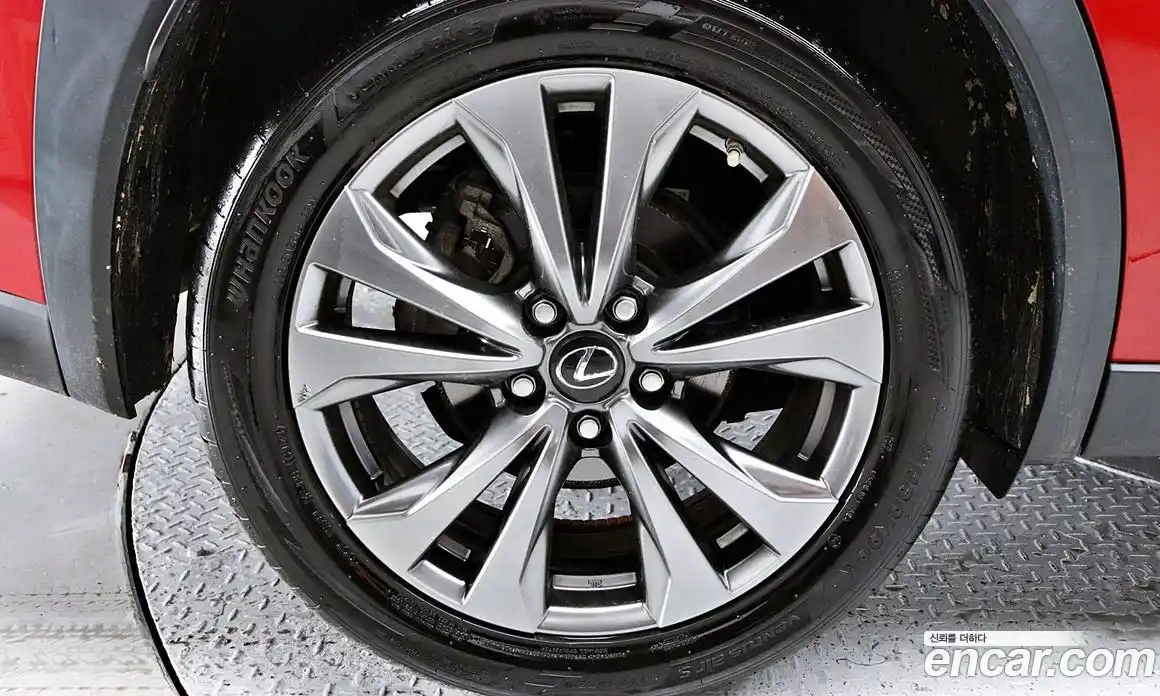 Lexus UX 2020 2.0 гидро, фото 8