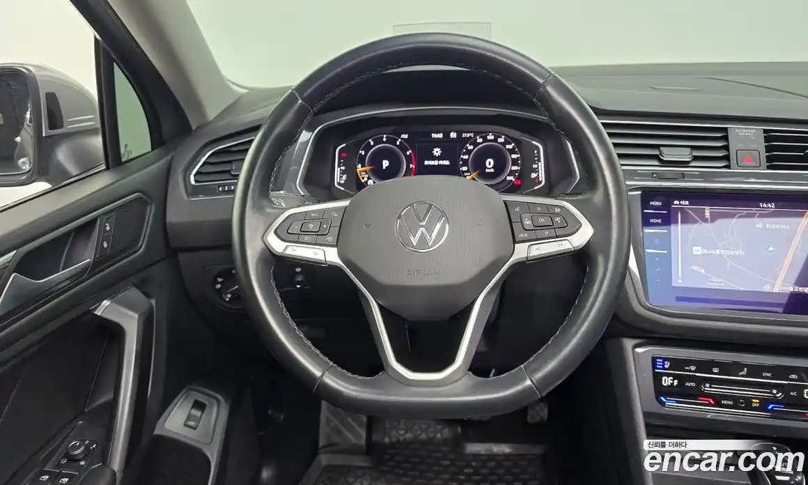 Volkswagen Tiguan 2022 2.0 автомат (гидро), фото 14