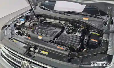 Volkswagen Tiguan 2022 2.0 автомат (гидро), миниатюра 6