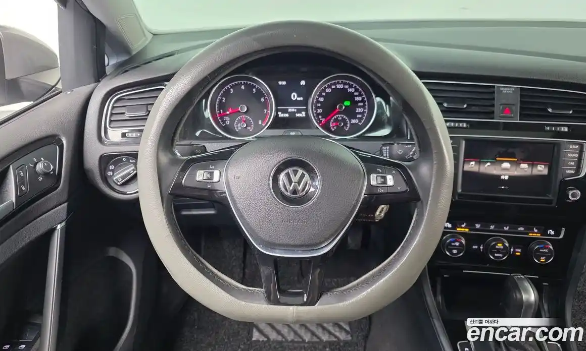 Volkswagen Golf 2015 1.4 автомат (гидро), фото 13