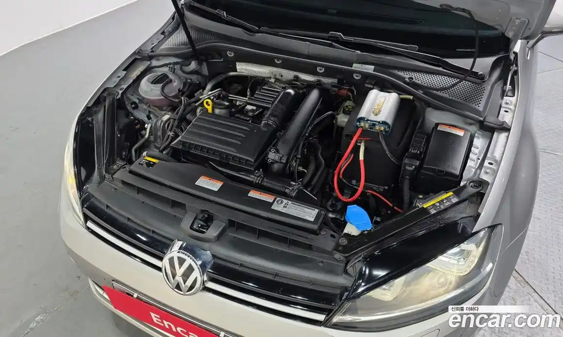 Volkswagen Golf 2015 1.4 автомат (гидро), фото 6