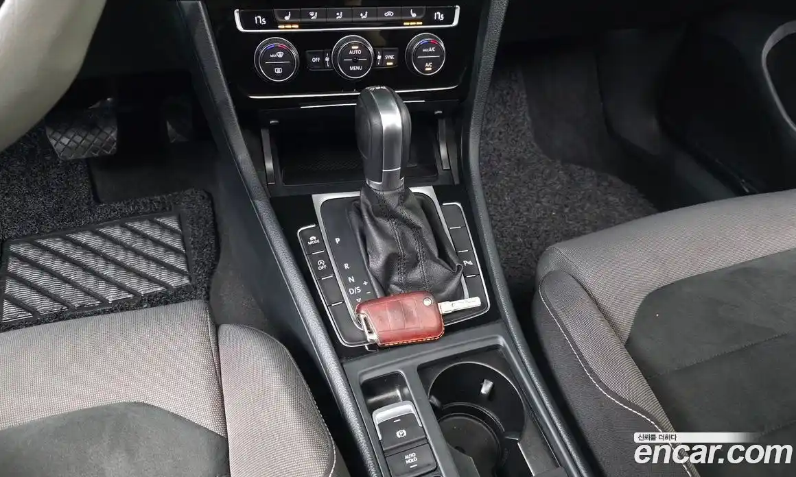 Volkswagen Golf 2015 1.4 автомат (гидро), фото 9