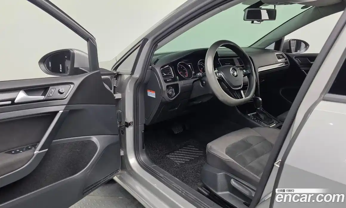 Volkswagen Golf 2015 1.4 автомат (гидро), фото 10