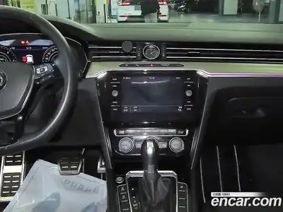 Volkswagen Arteon 2019 2.0 автомат (гидро), миниатюра 11