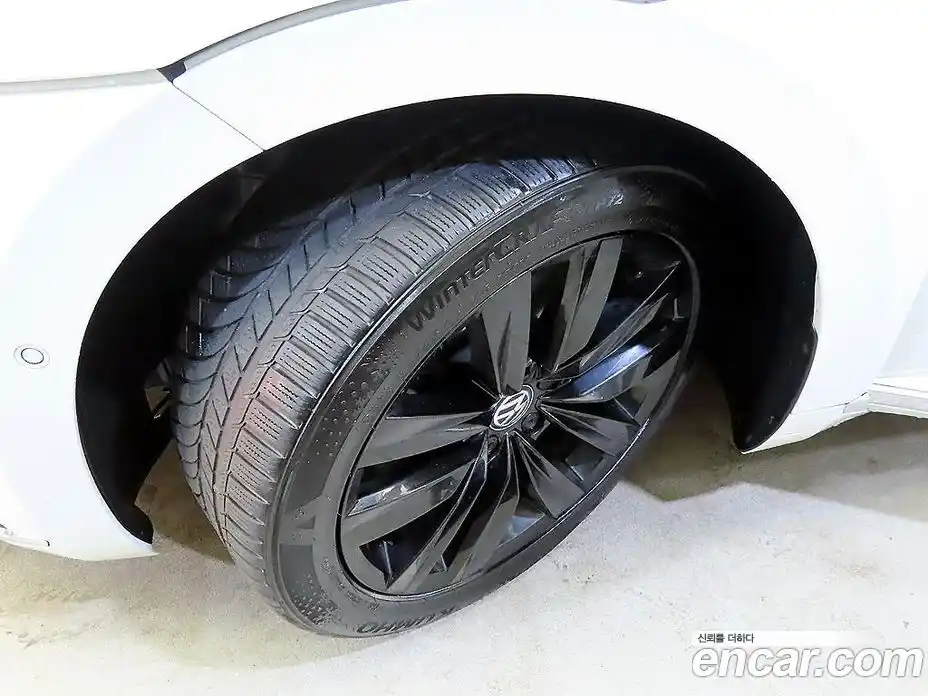 Volkswagen Arteon 2019 2.0 автомат (гидро), фото 20