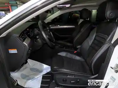 Volkswagen Arteon 2019 2.0 автомат (гидро), миниатюра 6