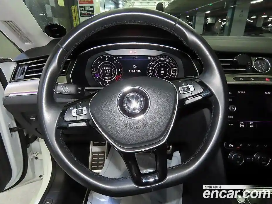 Volkswagen Arteon 2019 2.0 автомат (гидро), фото 8