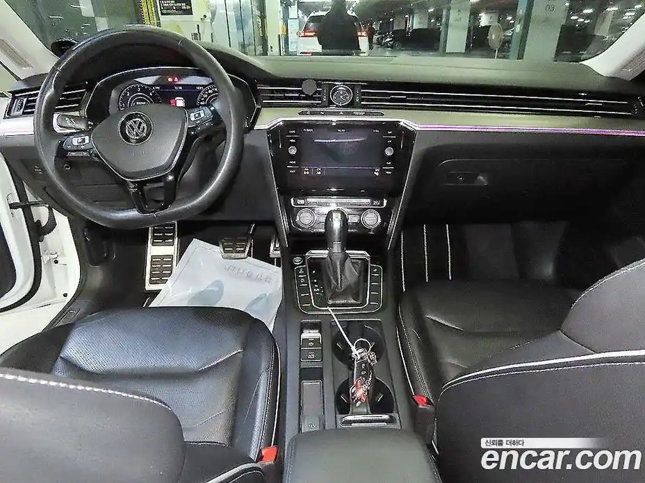 Volkswagen Arteon 2019 2.0 автомат (гидро), фото 10