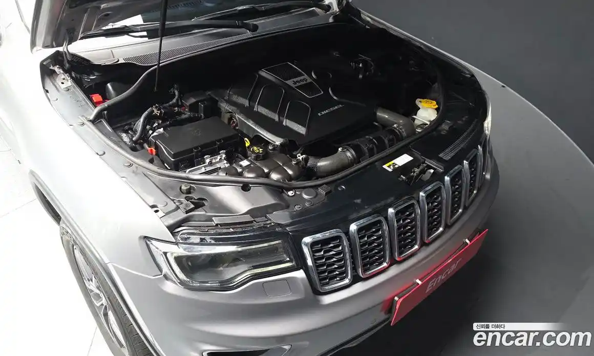 Jeep Cherokee 2017 3.0 автомат (гидро), фото 6