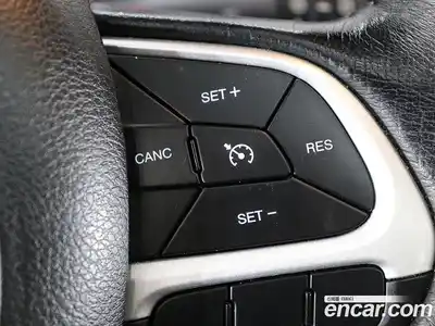 Jeep Renegade 2018 2.4 автомат (гидро), миниатюра 10