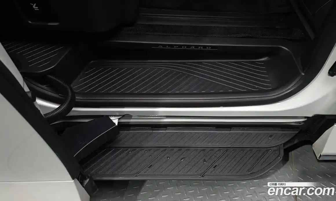 Toyota Alphard 2025 2.5 гидро, фото 34