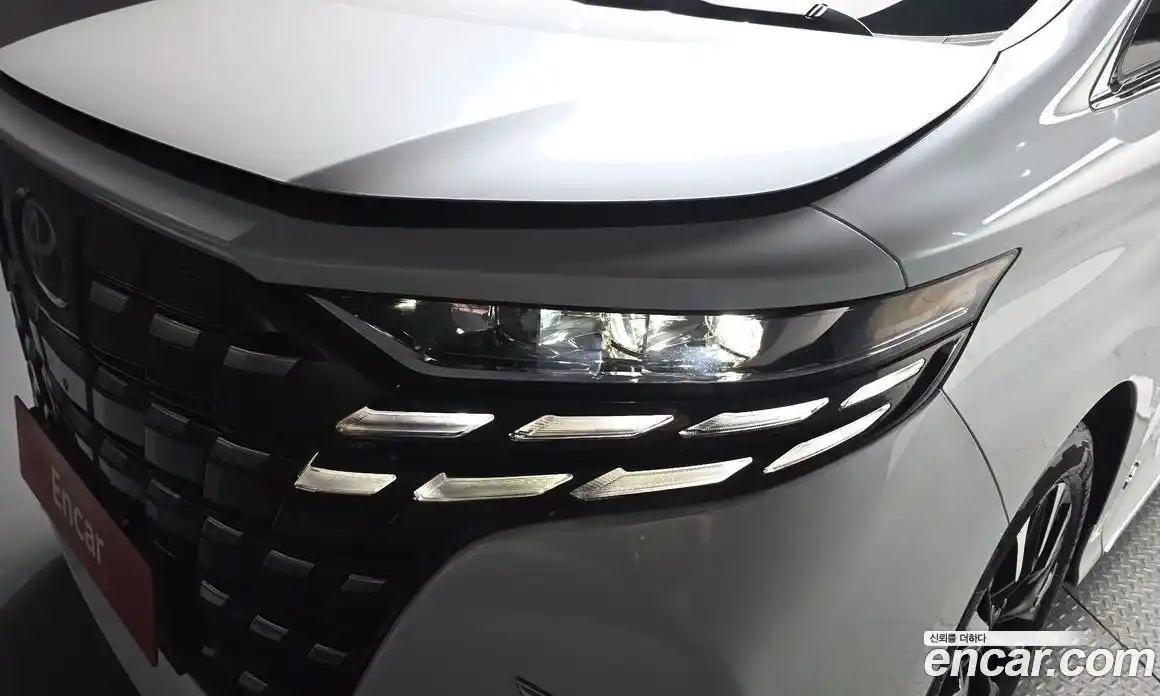 Toyota Alphard 2025 2.5 гидро, фото 8
