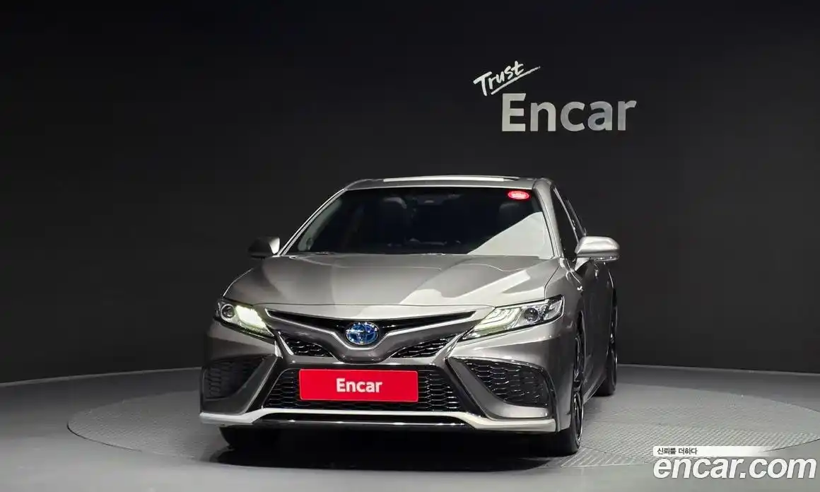 Toyota Camry 2024 2.5 гидро, фото 3