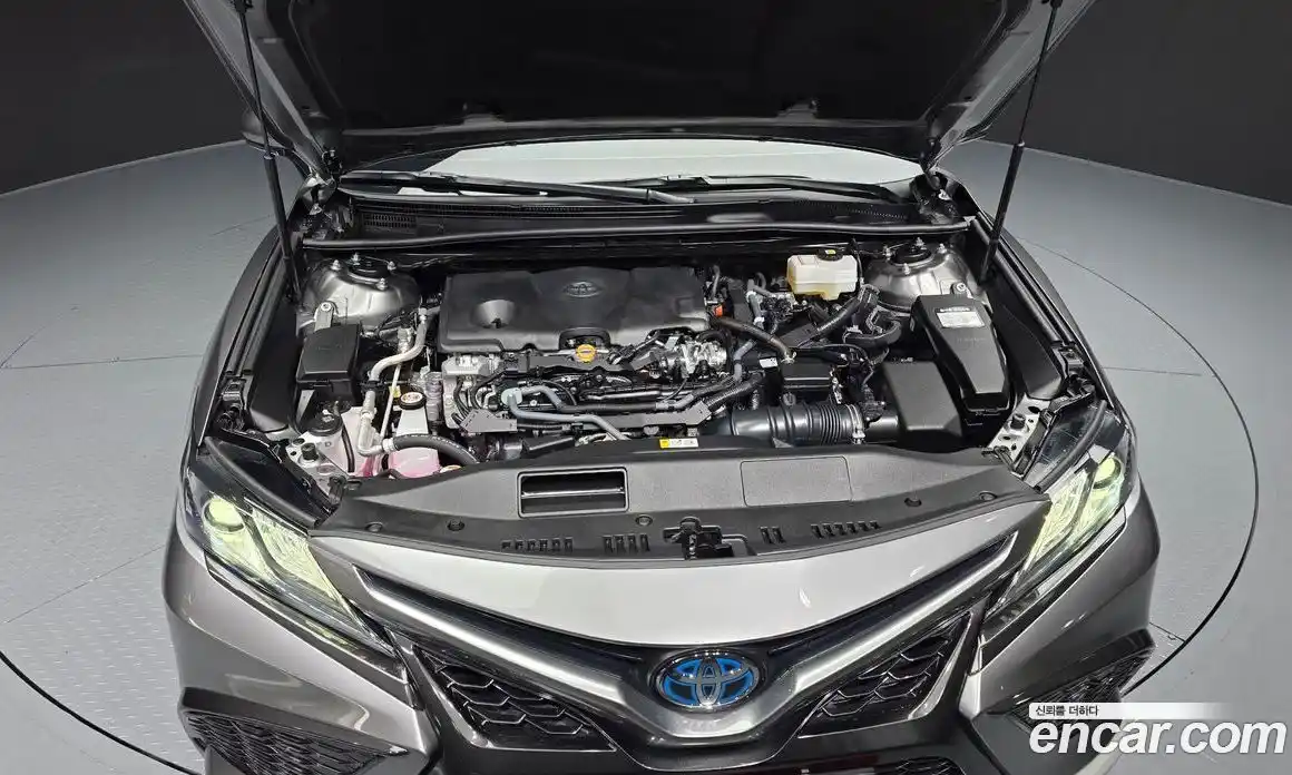 Toyota Camry 2024 2.5 гидро, фото 6