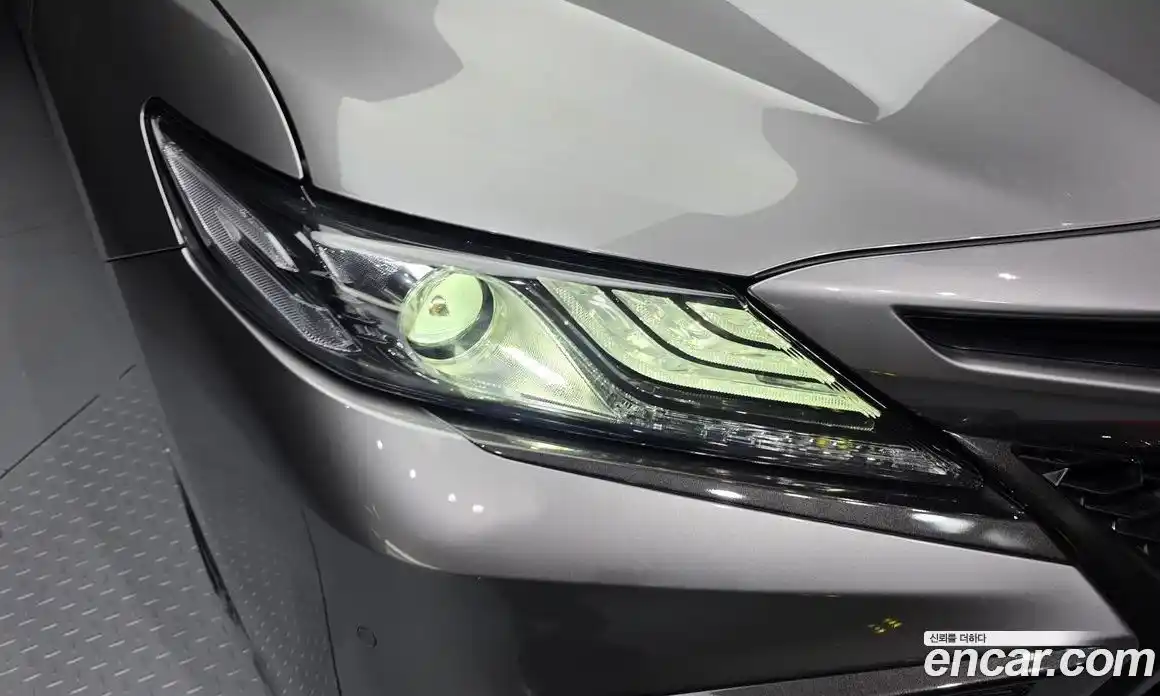 Toyota Camry 2024 2.5 гидро, фото 8