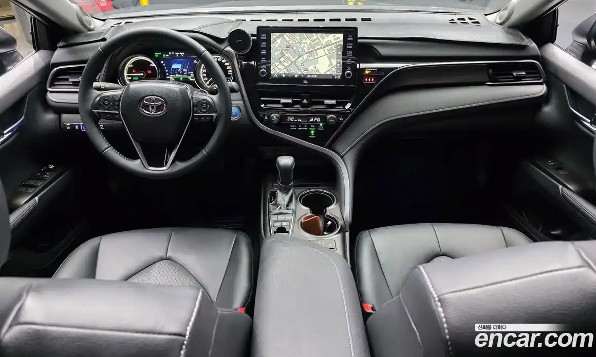 Toyota Camry 2024 2.5 гидро, фото 10
