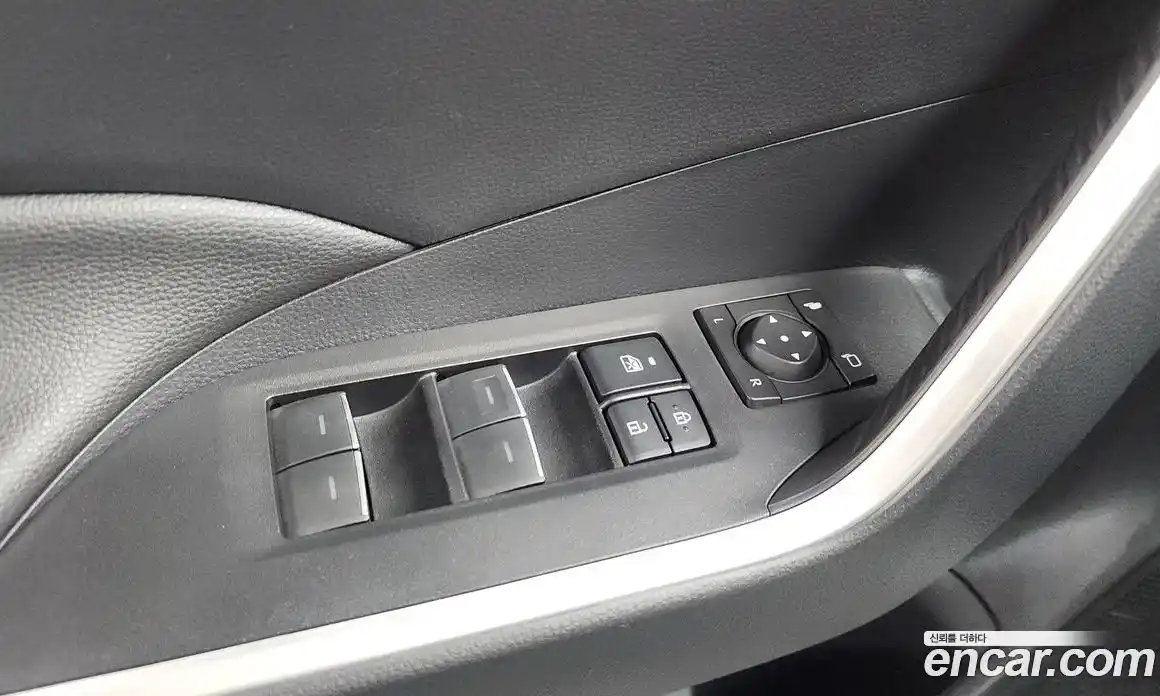 Toyota RAV4 2024 2.5 гидро, фото 34