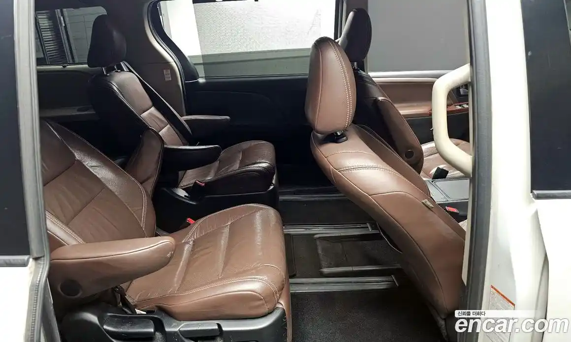 Toyota Sienna 2015 3.5 гидро, фото 11