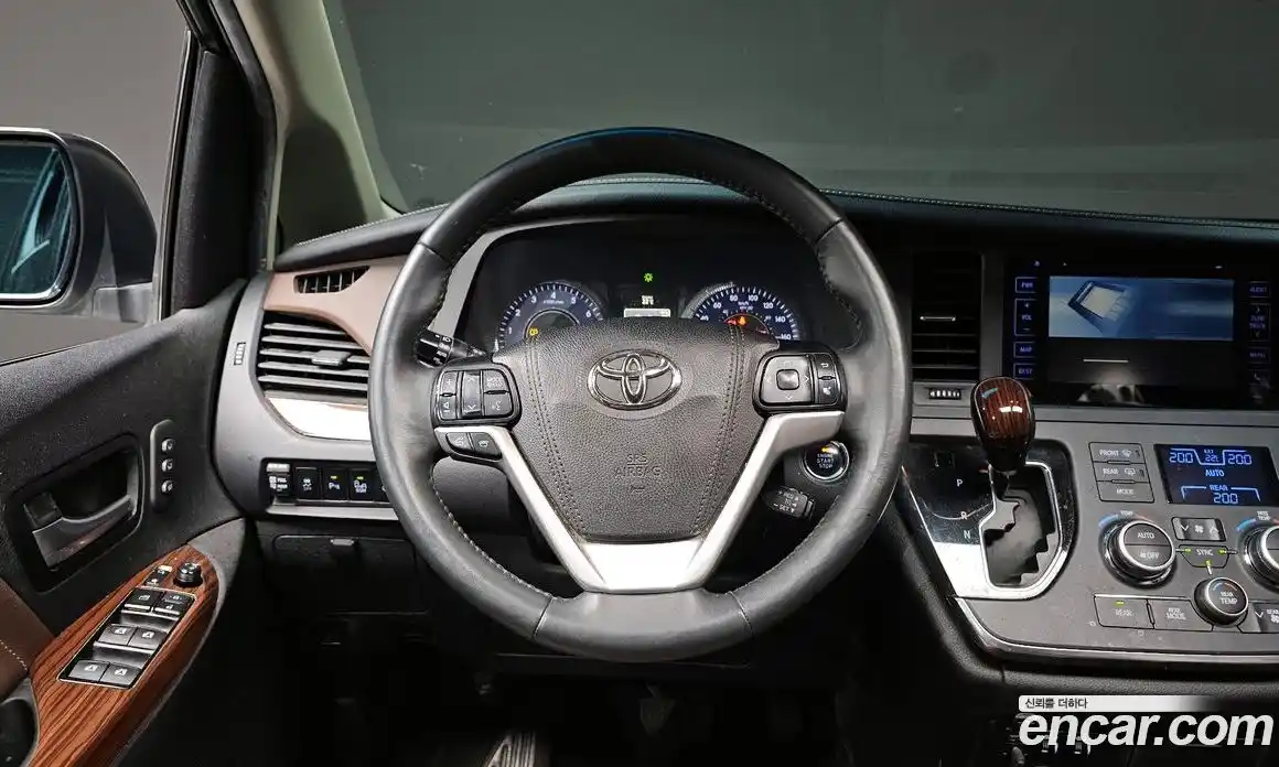 Toyota Sienna 2015 3.5 гидро, фото 13