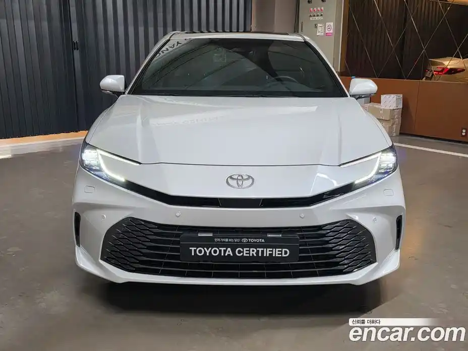 Toyota Camry 2025 2.5 гидро, фото 3