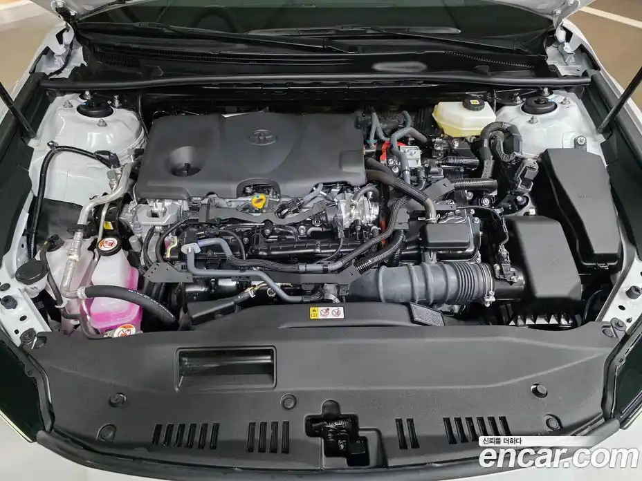 Toyota Camry 2025 2.5 гидро, фото 6