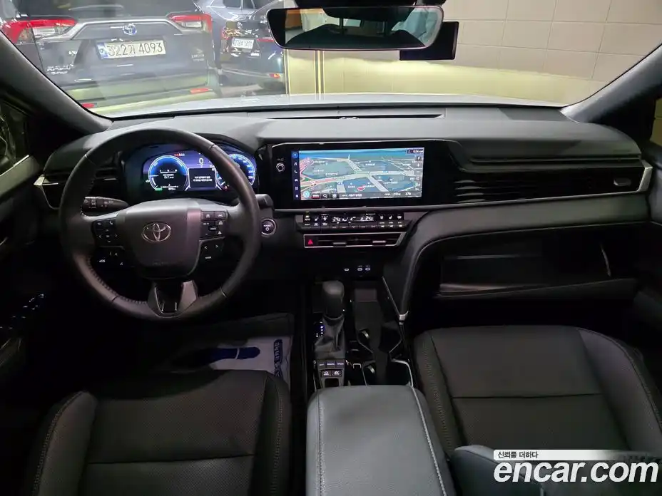 Toyota Camry 2025 2.5 гидро, фото 7