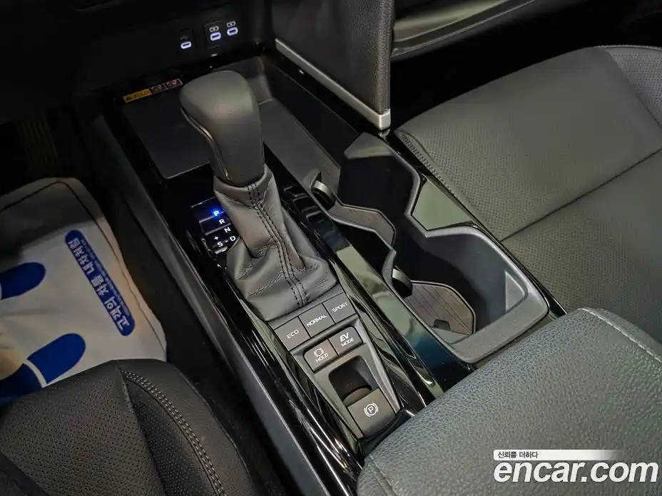 Toyota Camry 2025 2.5 гидро, фото 9